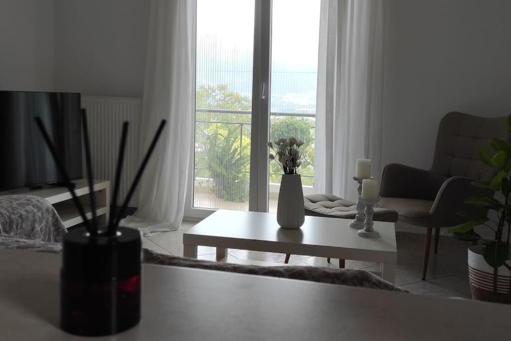 Διαμέρισμα Ιδανικό Για Εξορμήσεις Apartment Eleousa Bagian luar foto