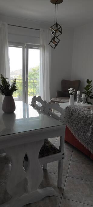 Διαμέρισμα Ιδανικό Για Εξορμήσεις Apartment Eleousa Bagian luar foto