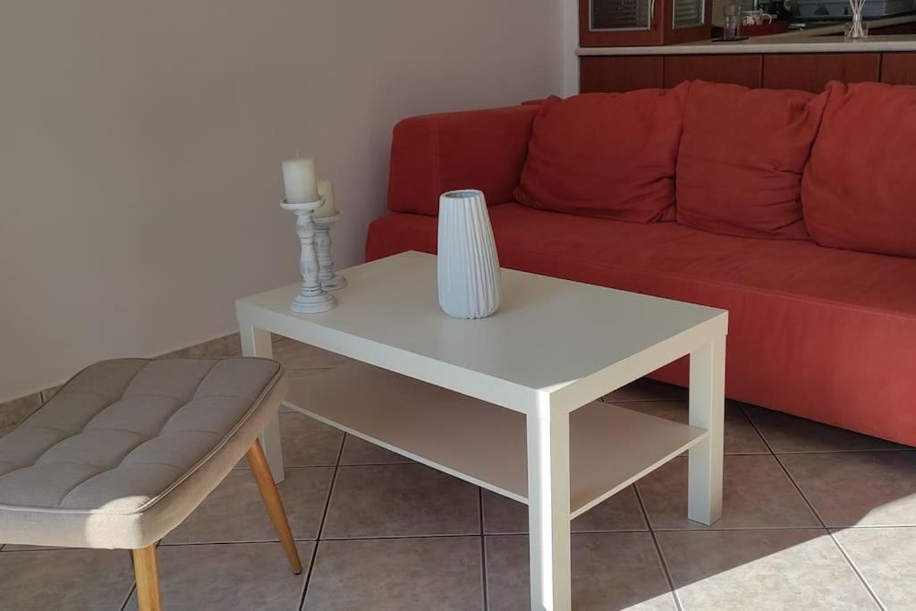 Διαμέρισμα Ιδανικό Για Εξορμήσεις Apartment Eleousa Bagian luar foto